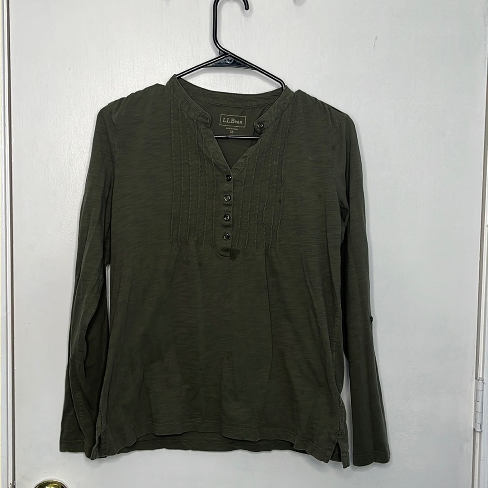 LL BEAN -long sleeve.
